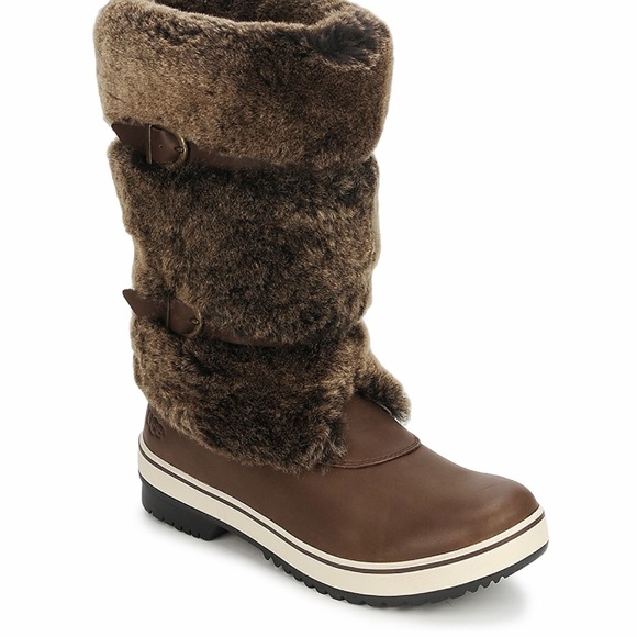 UGG Shoes - UGG Womens Lilyan Shearling Boots SZ 8 SN 1001374